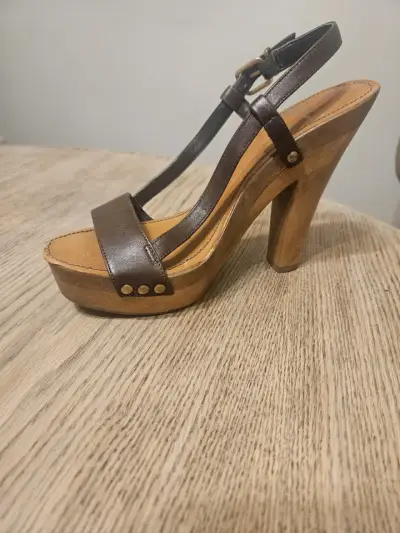 Sandalias de tacón alto de cuero marrón - miniatura 1