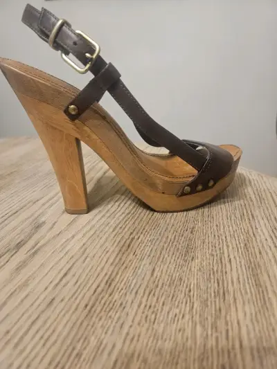 Sandalias de tacón alto de cuero marrón - miniatura 2