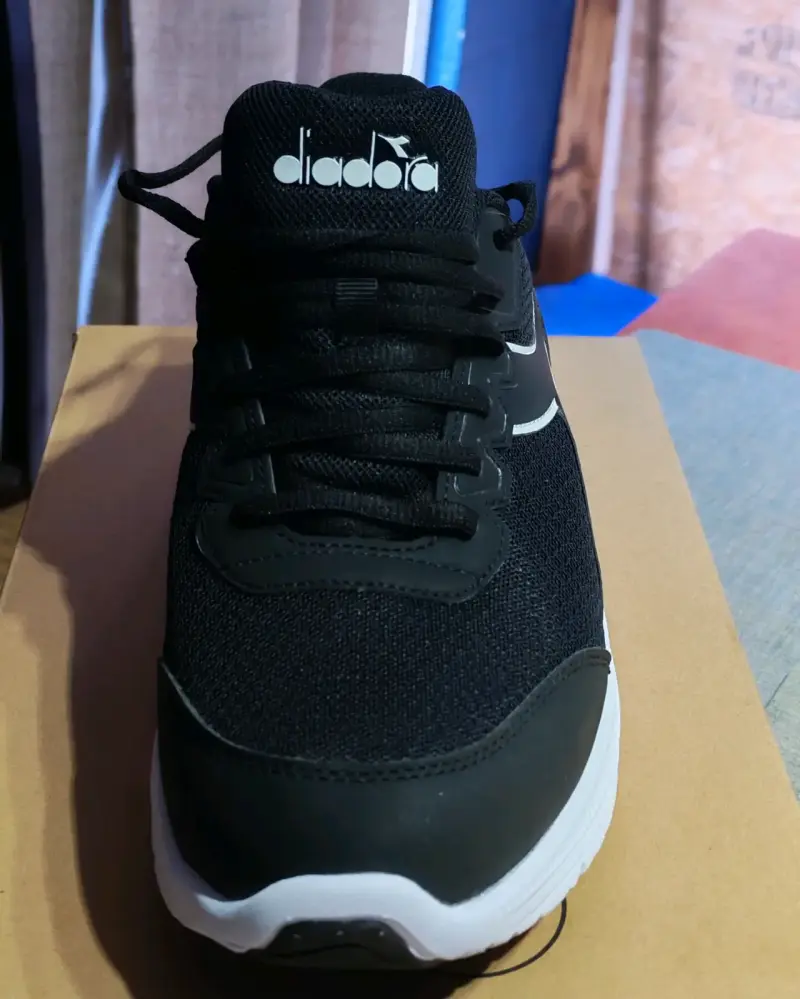 Zapatillas deportivas negras Diadora Eagle 9 - 2