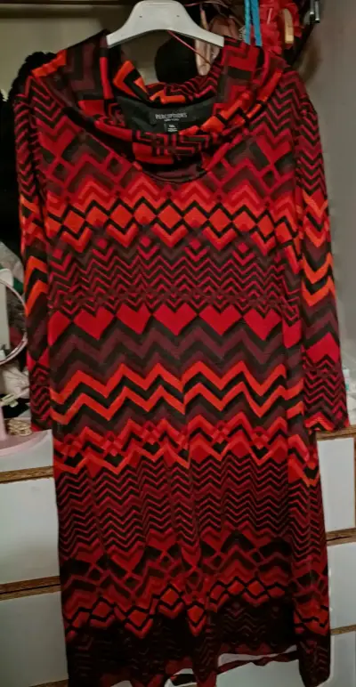 Vestido estampado zigzag colores cálidos - miniatura 5