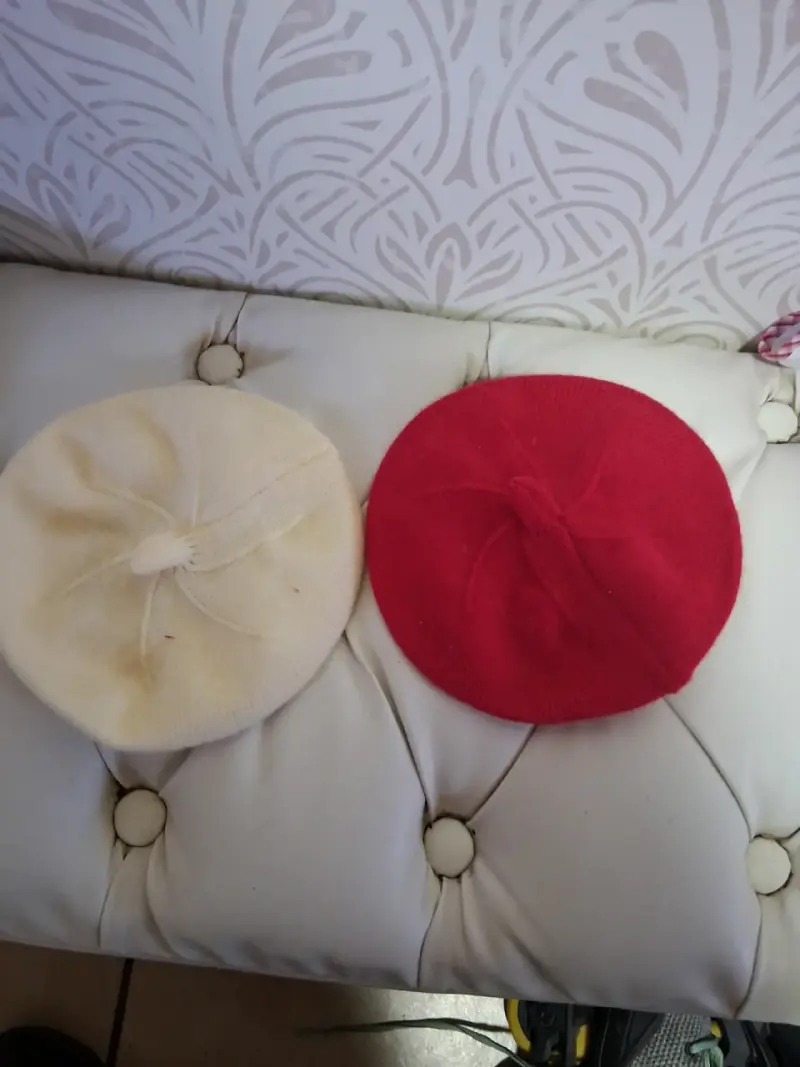 Boina de lana roja y beige para niña menor de 6 añ - 3