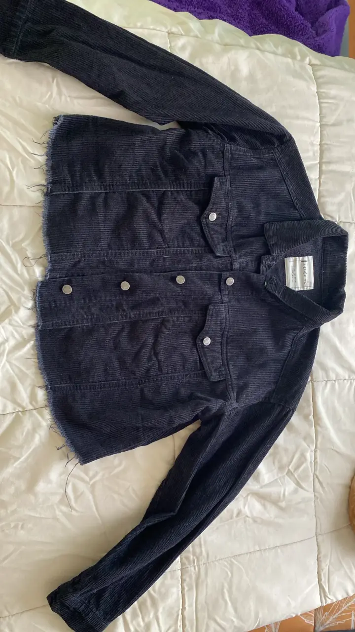 Chaqueta de pana negra para mujer