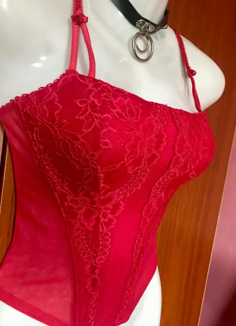 Corset rojo de encaje - 2