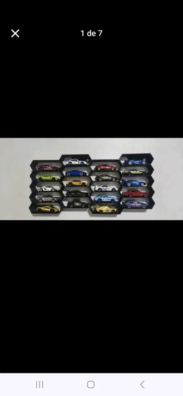 Estante para autos de juguete en forma de panal - 3