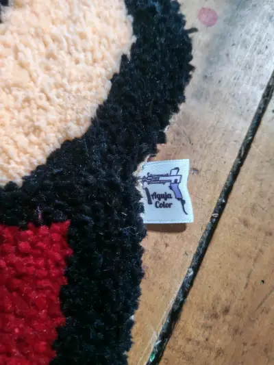 Alfombra decorativa de hongo rojo estilo retro - miniatura 3