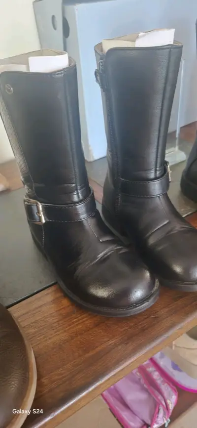 Botas de niña y zapatos impermeables - miniatura 1
