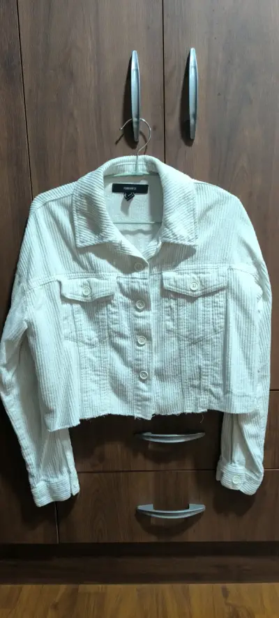 Chaqueta corta de pana blanca Forever 21 - miniatura 1