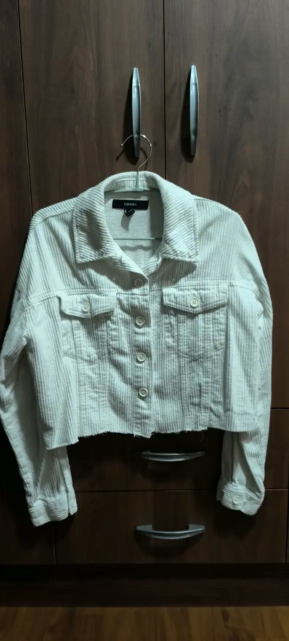 Chaqueta corta de pana blanca Forever 21 - 2