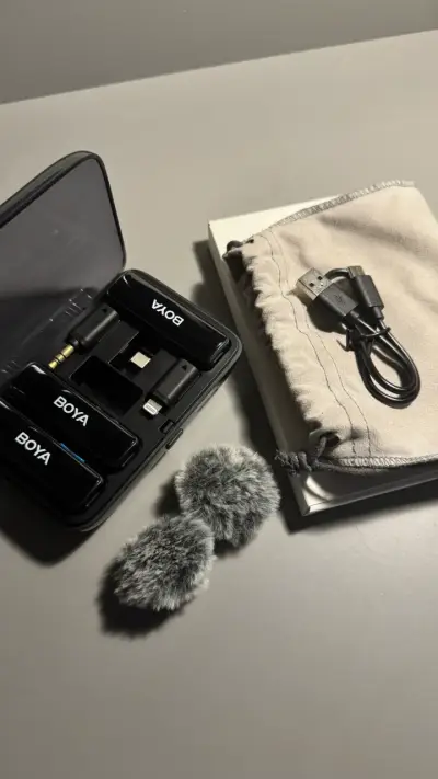 Micrófono inalámbrico BOYA con accesorios - miniatura 1