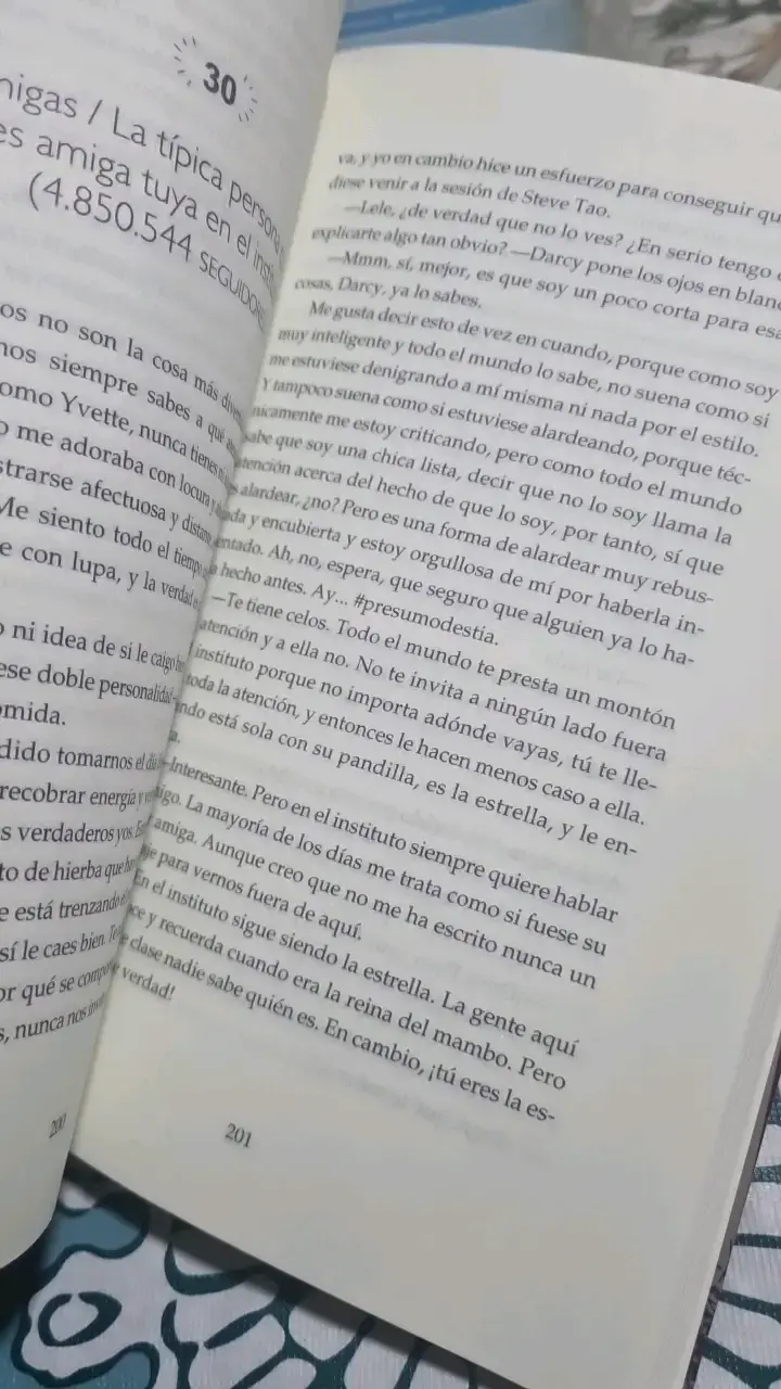 Libro 'Diva Online' de Lele Pons y Melissa de la Cruz - 5