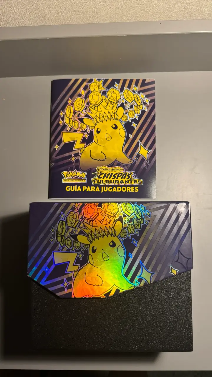 Caja de cartas Pokémon Chispas Fulminantes - 4