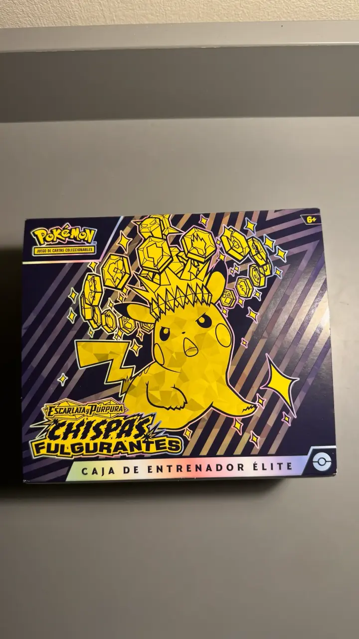 Caja de cartas Pokémon Chispas Fulminantes - 5