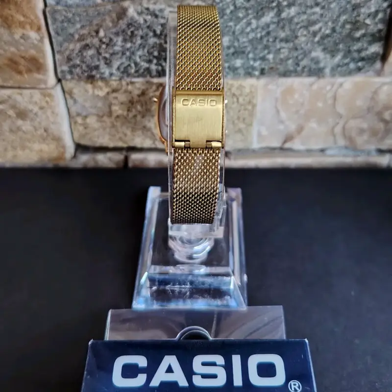 Casio Mujer reloj nuevo - 2