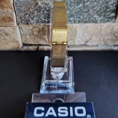 Casio Mujer reloj nuevo - miniatura 2
