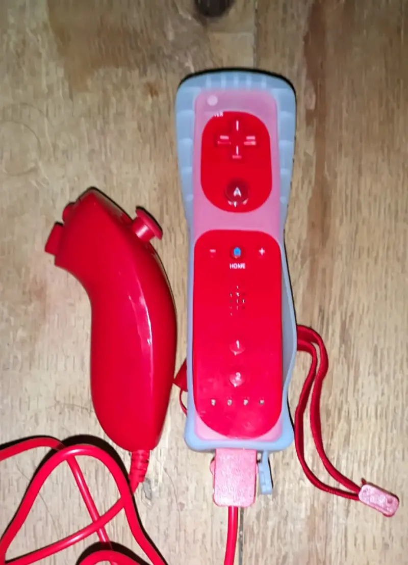 Consola Nintendo Wii con Magia y Control Rojo - 2