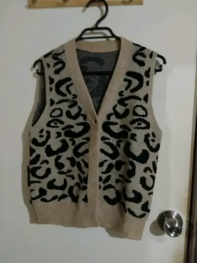 Cárdigan de punto con estampado animal print - miniatura 5