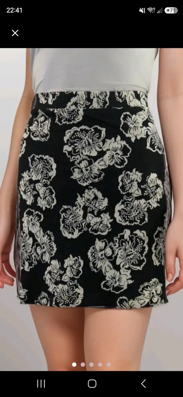 Falda corta estampada en blanco y negro Alma MIA - 3