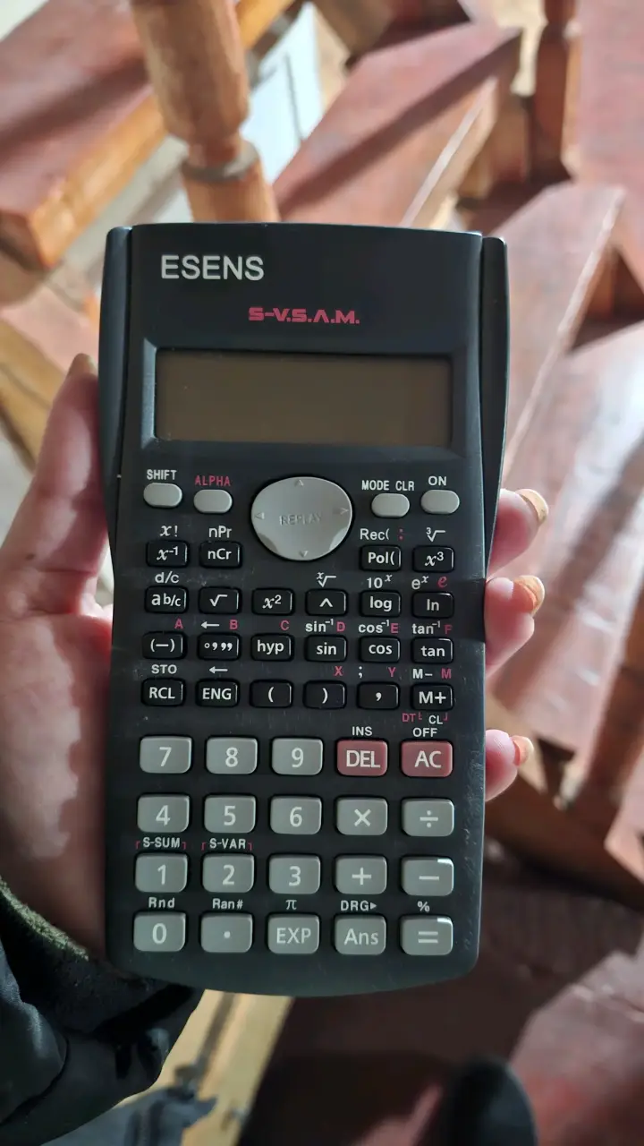 Calculadora científica ESENS S-V.S.A.M. - 1