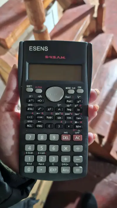 Calculadora científica ESENS S-V.S.A.M. - miniatura 1