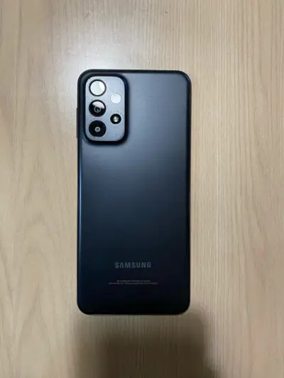 Samsung Galaxy A23 5G de 128 Gb en buen estado - miniatura 1