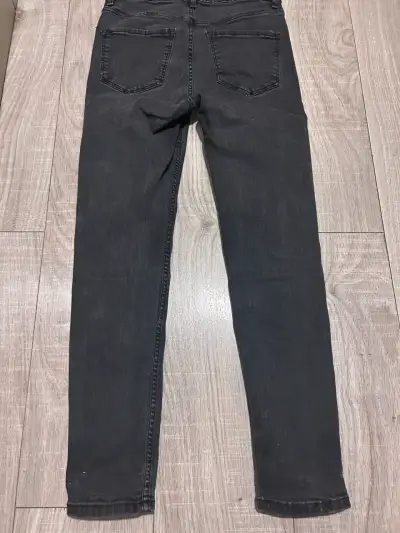 Jeans negros para mujer MNG en buen estado - miniatura 4