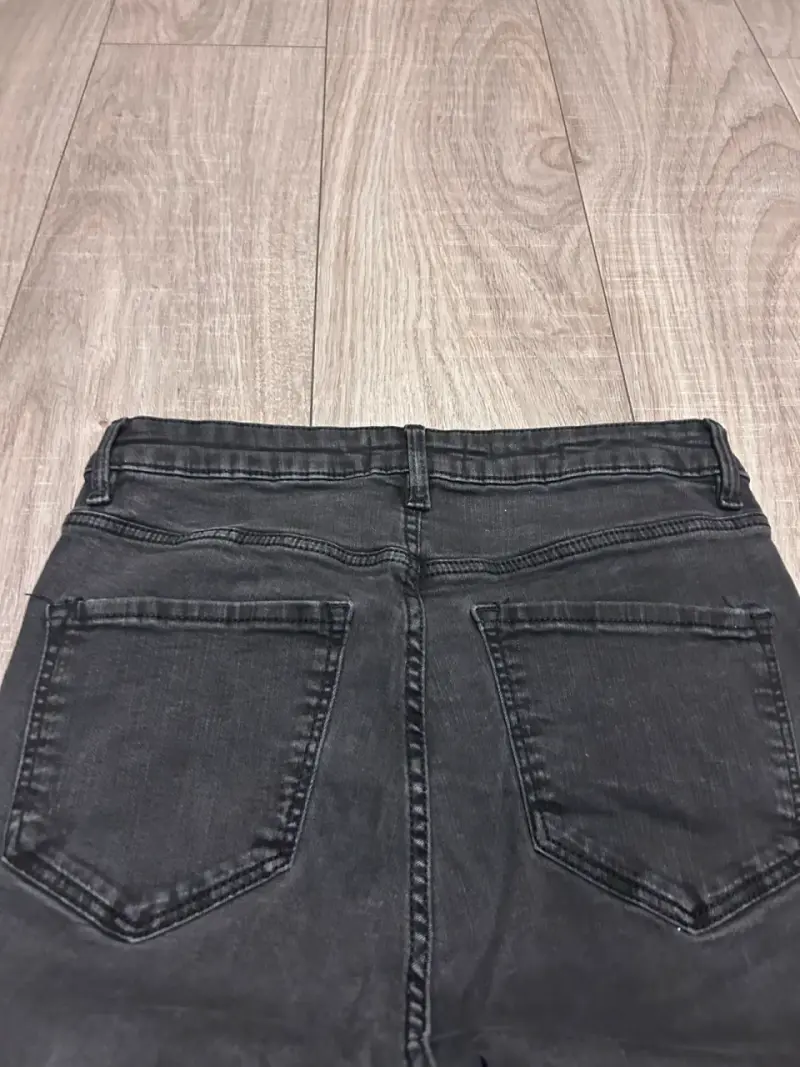 Jeans negros para mujer MNG en buen estado - 5