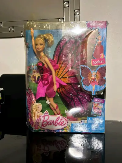 Muñeca Barbie Mariposa con Alas Brillantes - miniatura 1