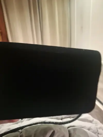 Cartera negra Laura Biagiotti con cadena elegante - miniatura 4