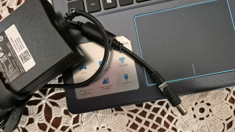 Notebook semigamer Dell G3 3579 - 3