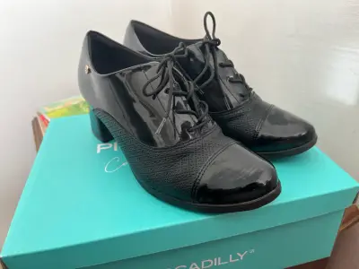 Zapatos de charol negros Piccadilly con taco - miniatura 1