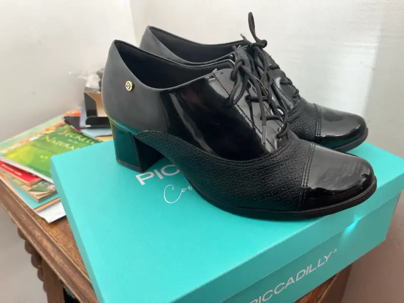 Zapatos de charol negros Piccadilly con taco - 4