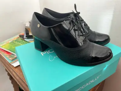 Zapatos de charol negros Piccadilly con taco - miniatura 4
