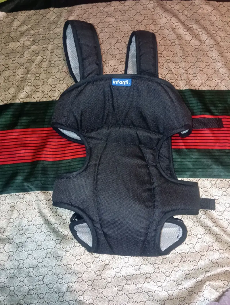 Portabebé ergonómico negro Infanti