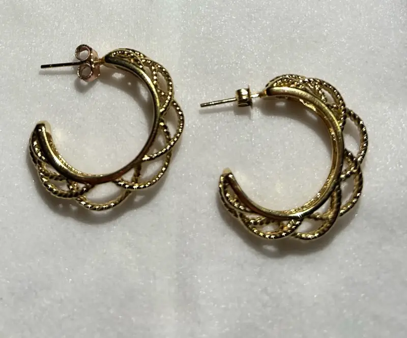 Aros de oro estilo vintage