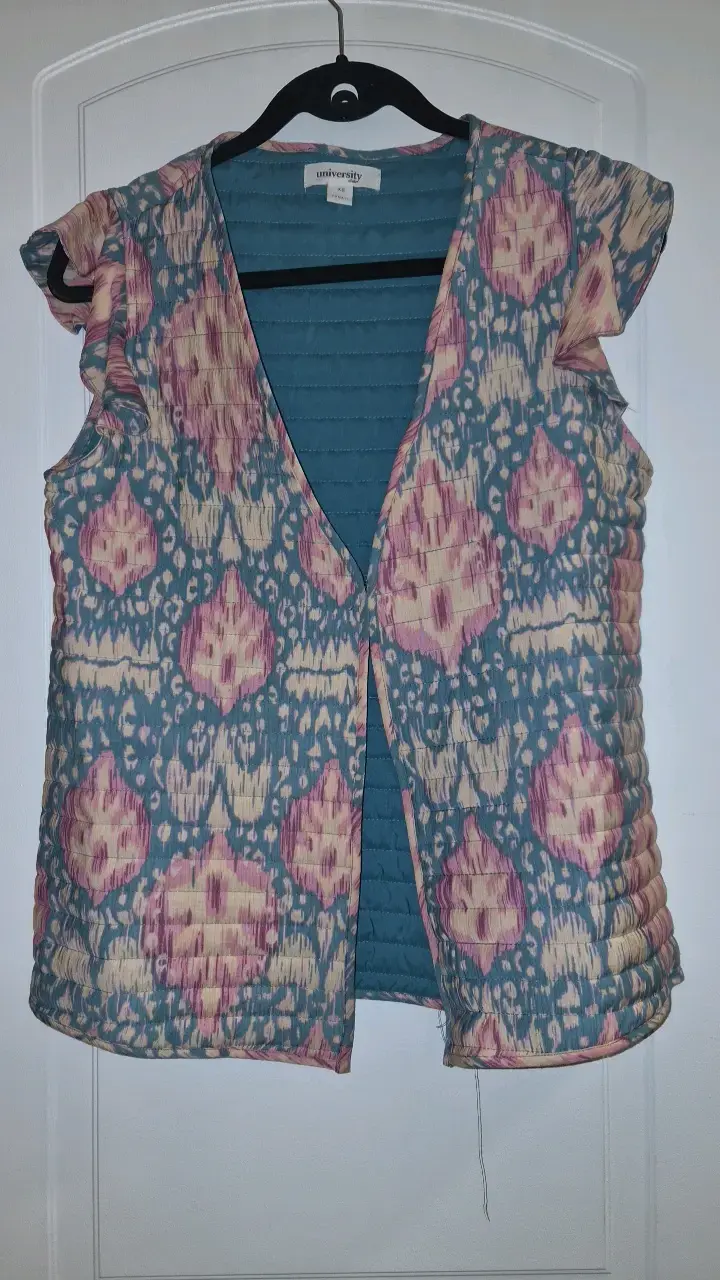 Chaqueta sin mangas  estampado multicolor