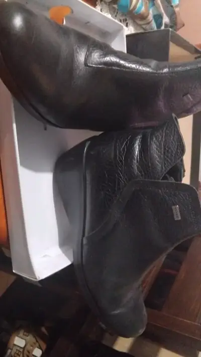 Botines de cuero negro para mujer - miniatura 1