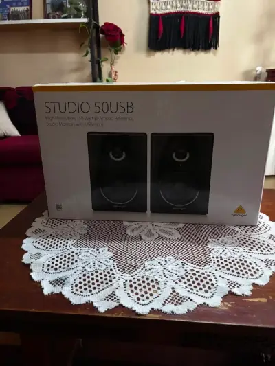 Monitores de Estudio Behringer Studio 50USB - miniatura 1