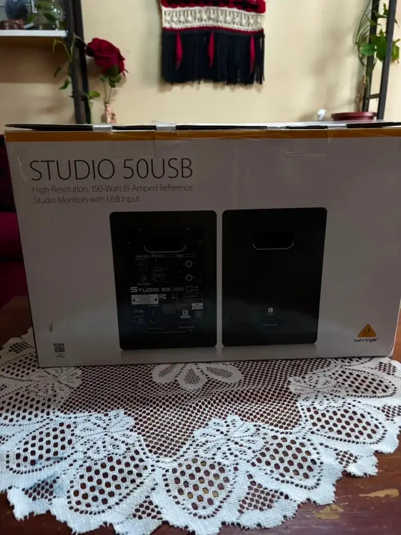Monitores de Estudio Behringer Studio 50USB - 2