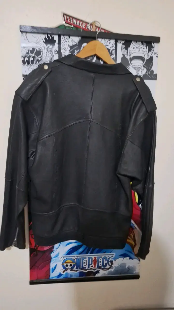 Chaqueta de cuero negra estilo motociclista - 2