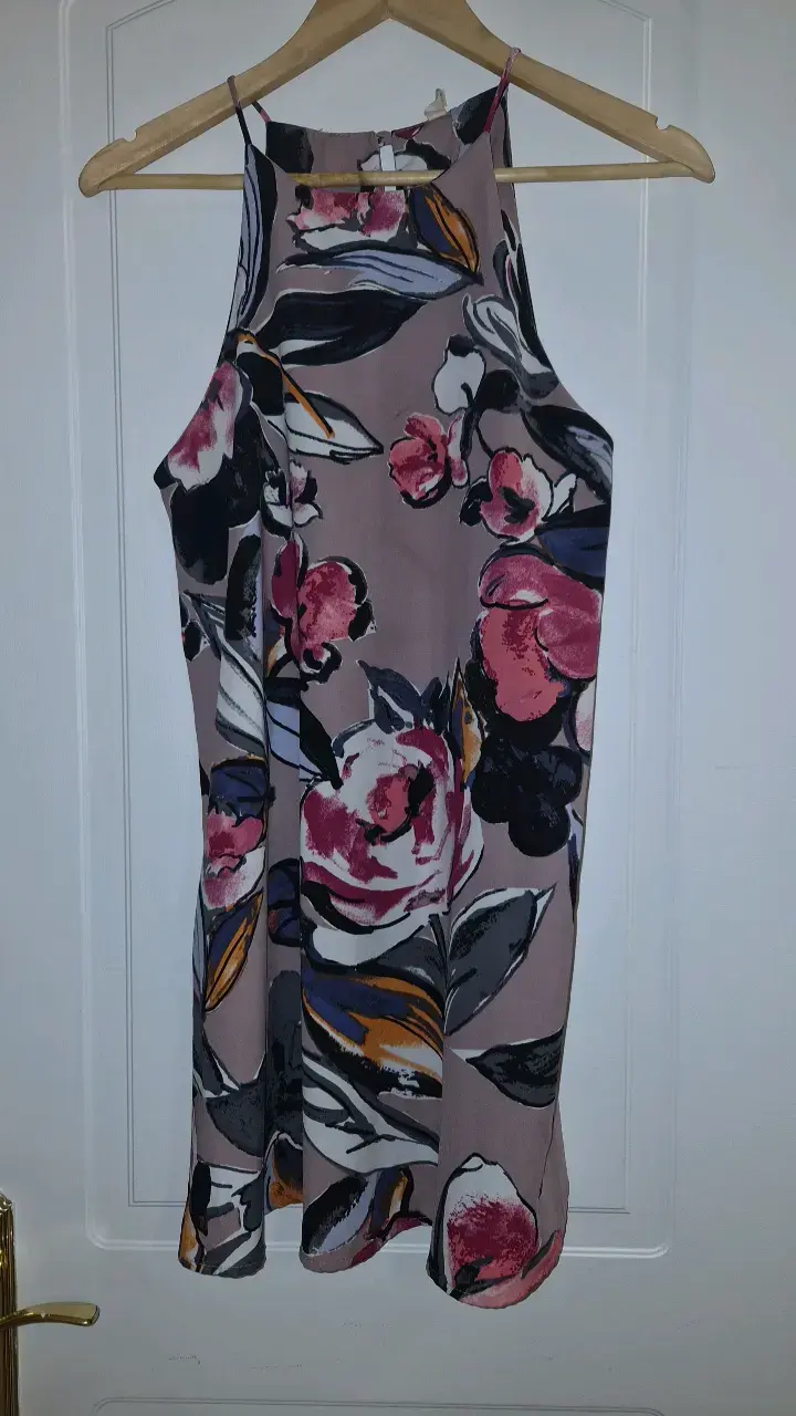 Vestido floral sin mangas para mujer
