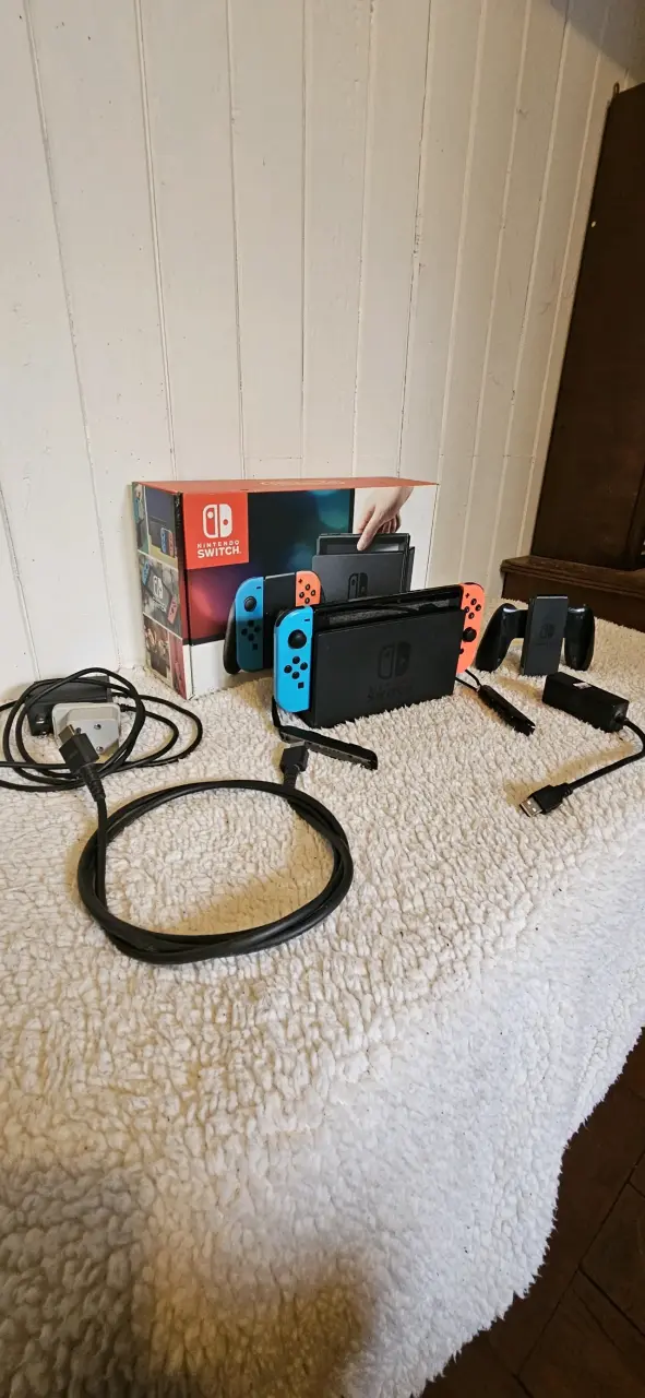 Consola Nintendo Switch neon - 2