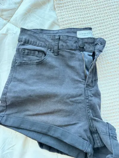 Shorts de mezclilla negro Denim Life talla 44 - miniatura 4