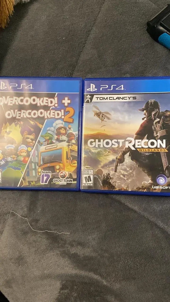 Consola PS4 con juegos y control - 3
