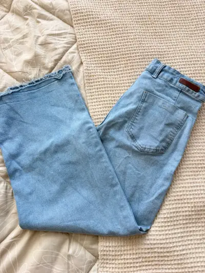 Jeans rectos de mezclilla azul claro - miniatura 1