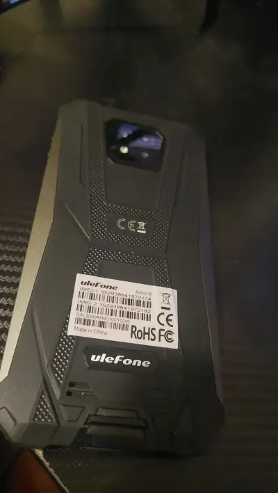Smartphone Ulefone Armor 8 resistente al agua - miniatura 2