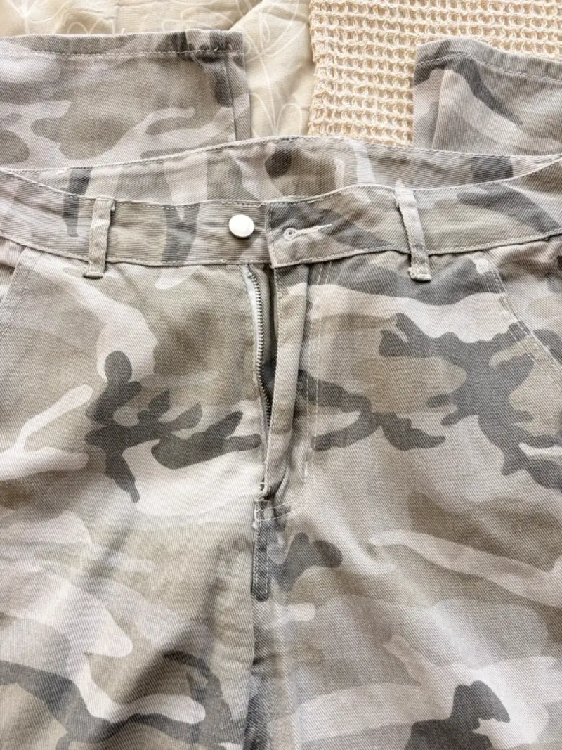 Pantalones cargo camuflados - 3