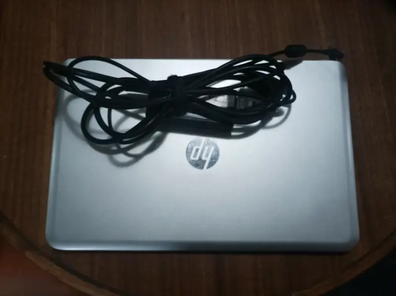 Laptop HP Intel Core i7 con 16GB RAM y 1TB HDD - 3