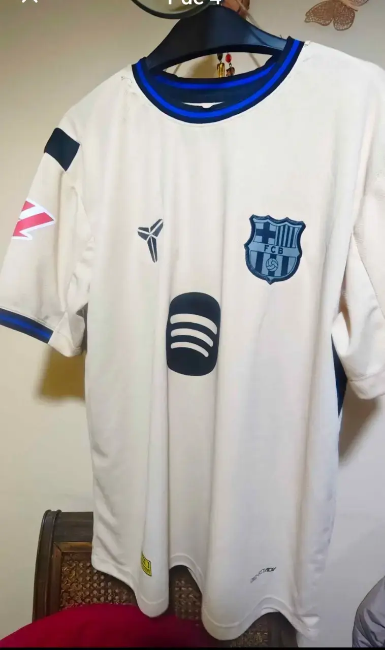 Camiseta de fútbol Lamine Yamal FCB blanca - 4