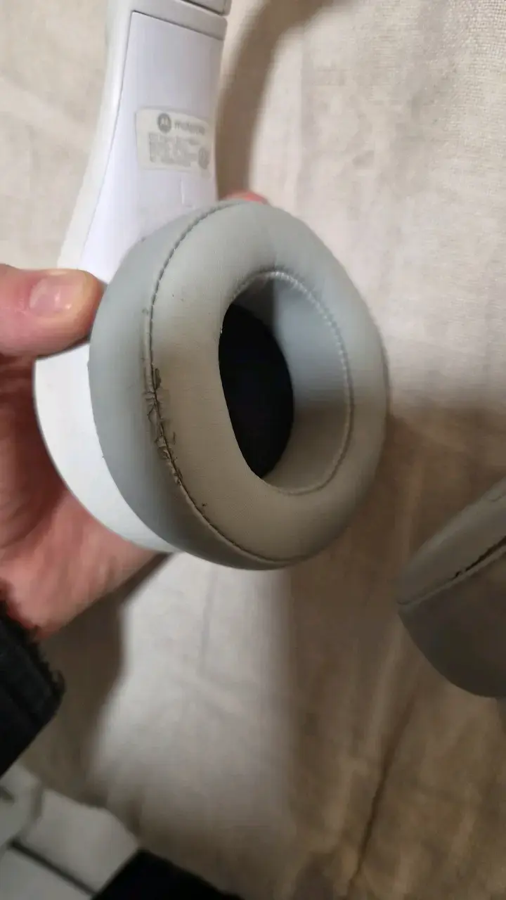 Auriculares inalámbricos Motorola blancos - 3