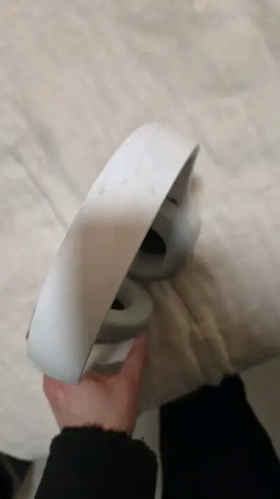Auriculares inalámbricos Motorola blancos - miniatura 4